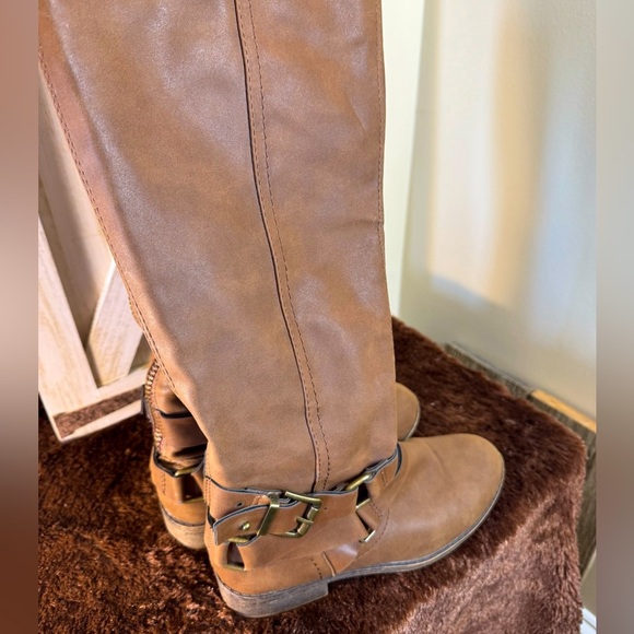 Madden Girl Brown Synthetic Back Zip Knee High size 6 - Picture 3 of 12